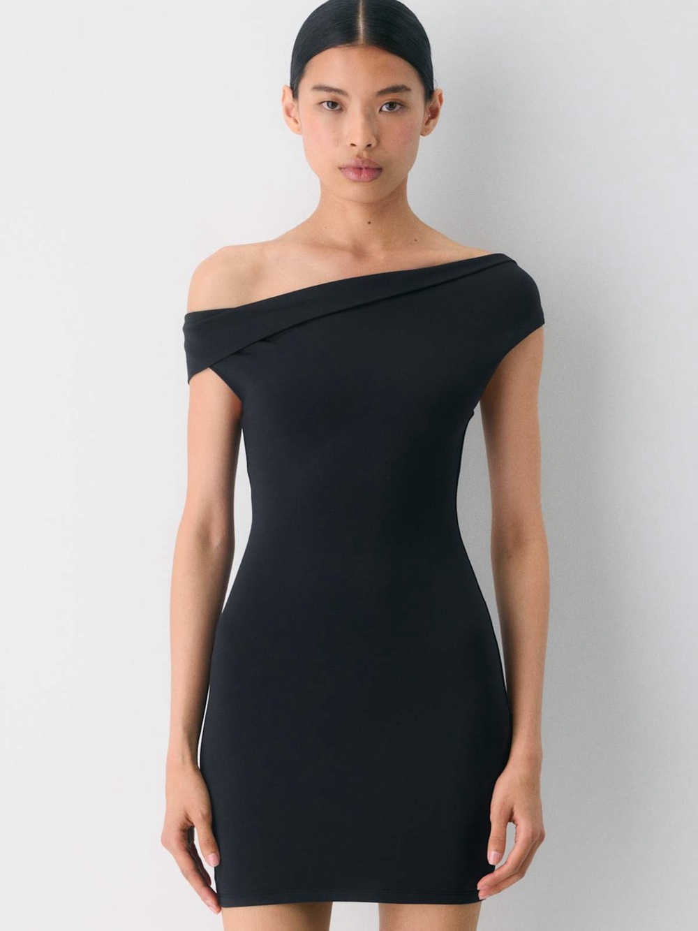 Aritzia Contour Ravish Dress in Black - S